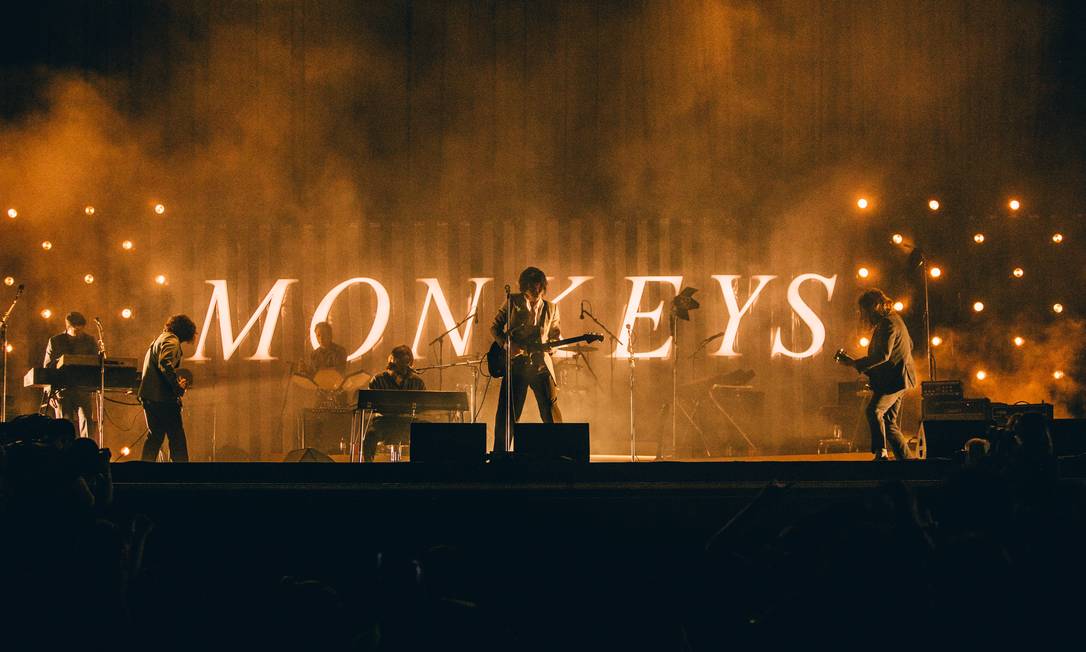 Arctic Monkeys Tour